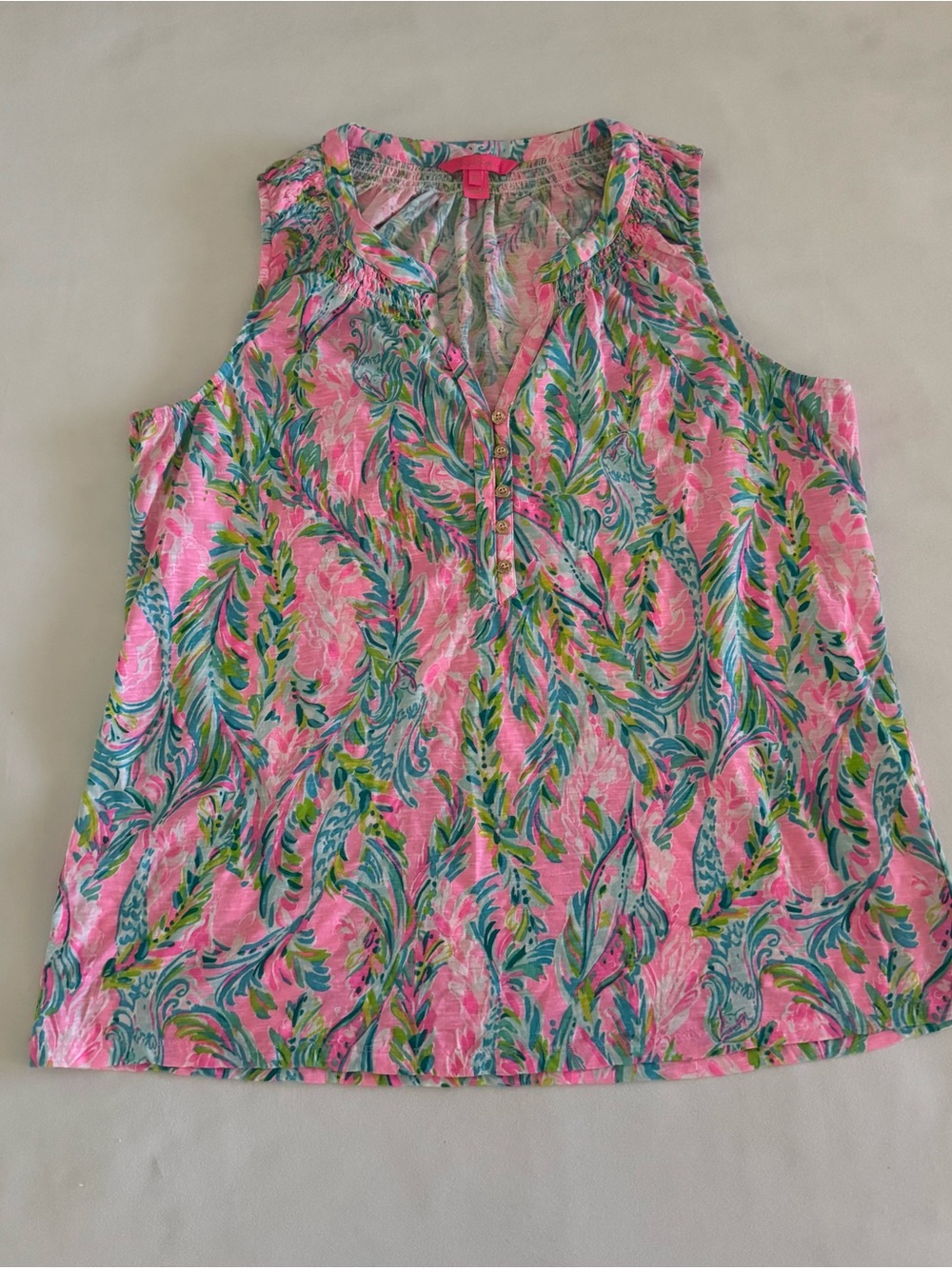 NWOT Lily Pulitzer pink sleeveless top size XL. Gorgeous pink print fabric.